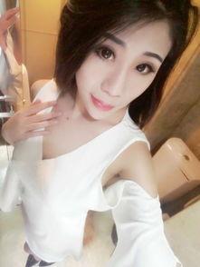 测试长得像哪个明星网红,这位新晋网红竟与当红明星神似，引发网友热议