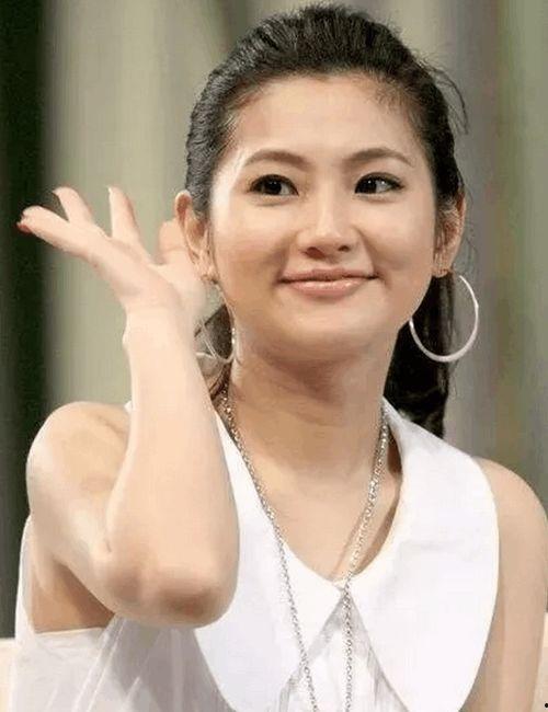 明星网红职业对比照图,职业对比照下的真实面貌揭秘