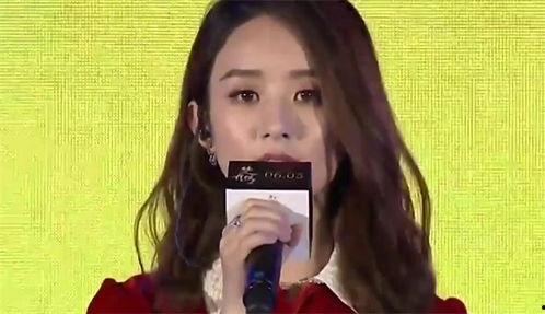 大家别去追明星网红版,理性看待明星网红现象
