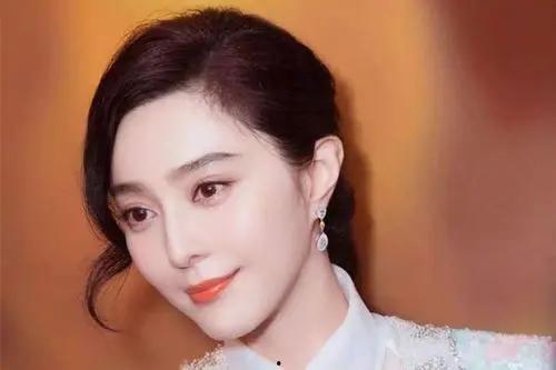 大明星网红有哪些,揭秘当红大明星与网红的璀璨风采